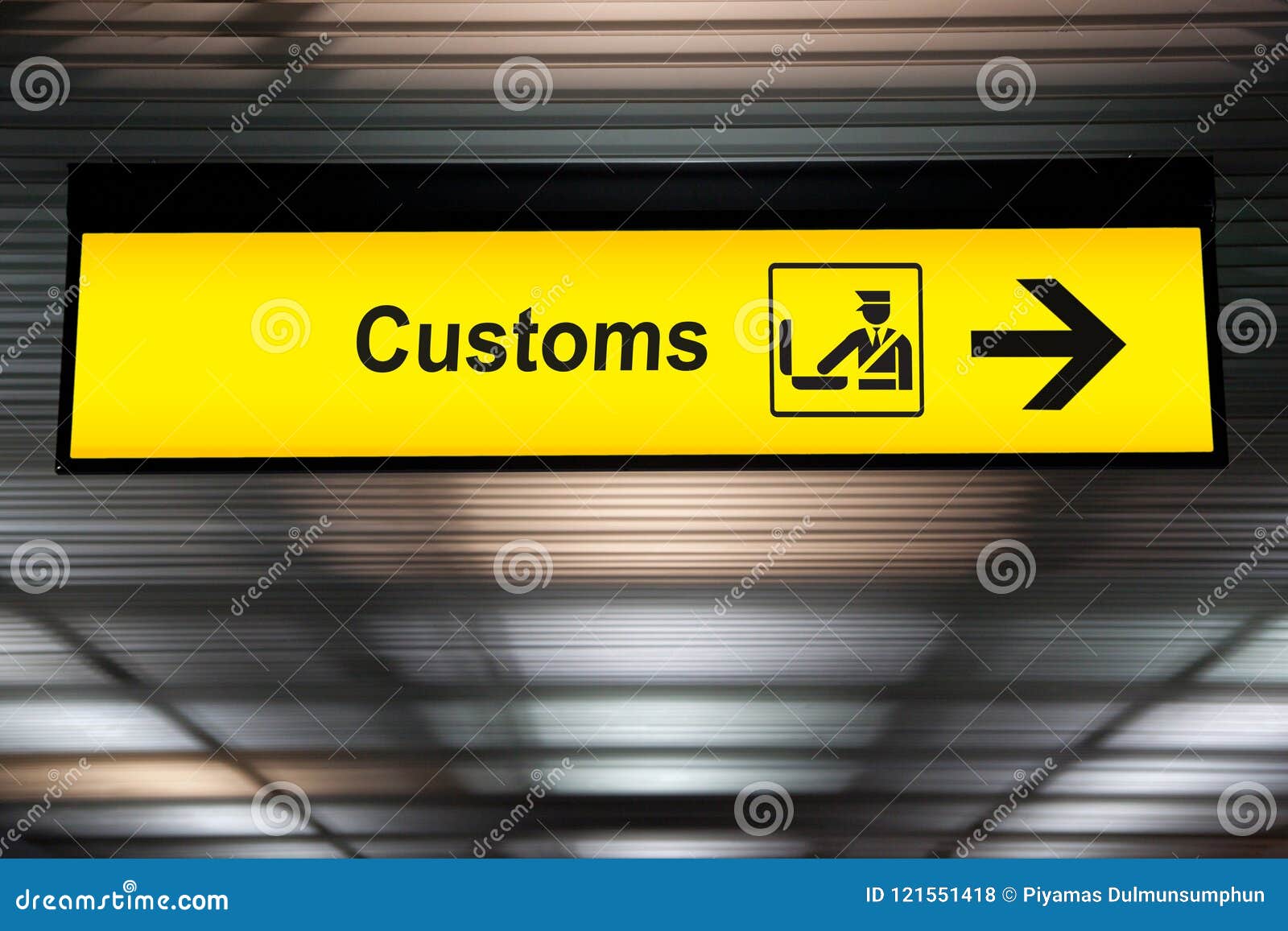airport customs declare sign with icon and arrow hanging