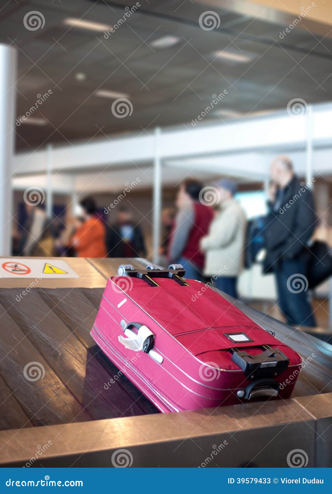 airport luggage claim