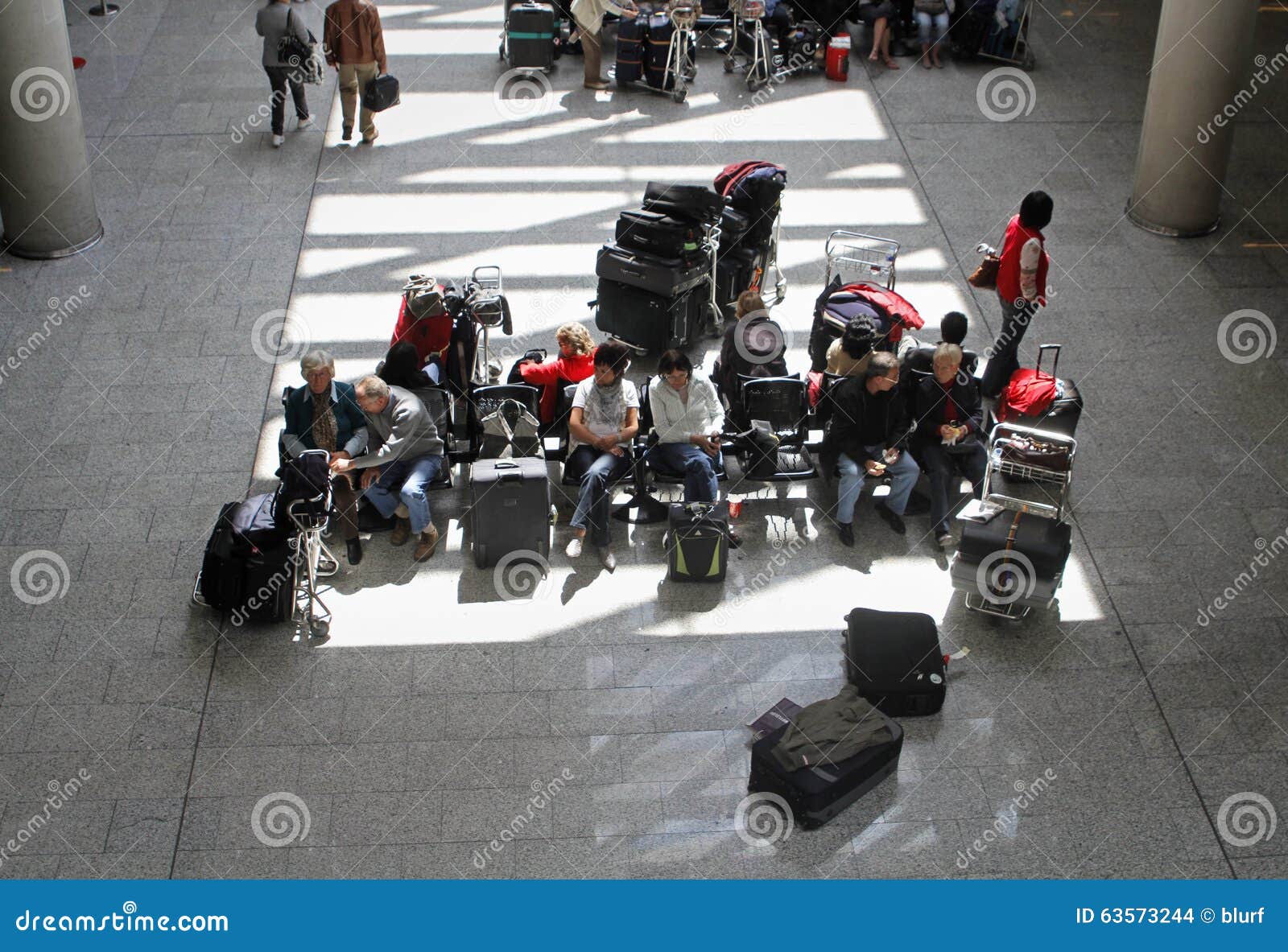 Airport Stranded Passengers 011 Editorial Stock Image - Image of ...