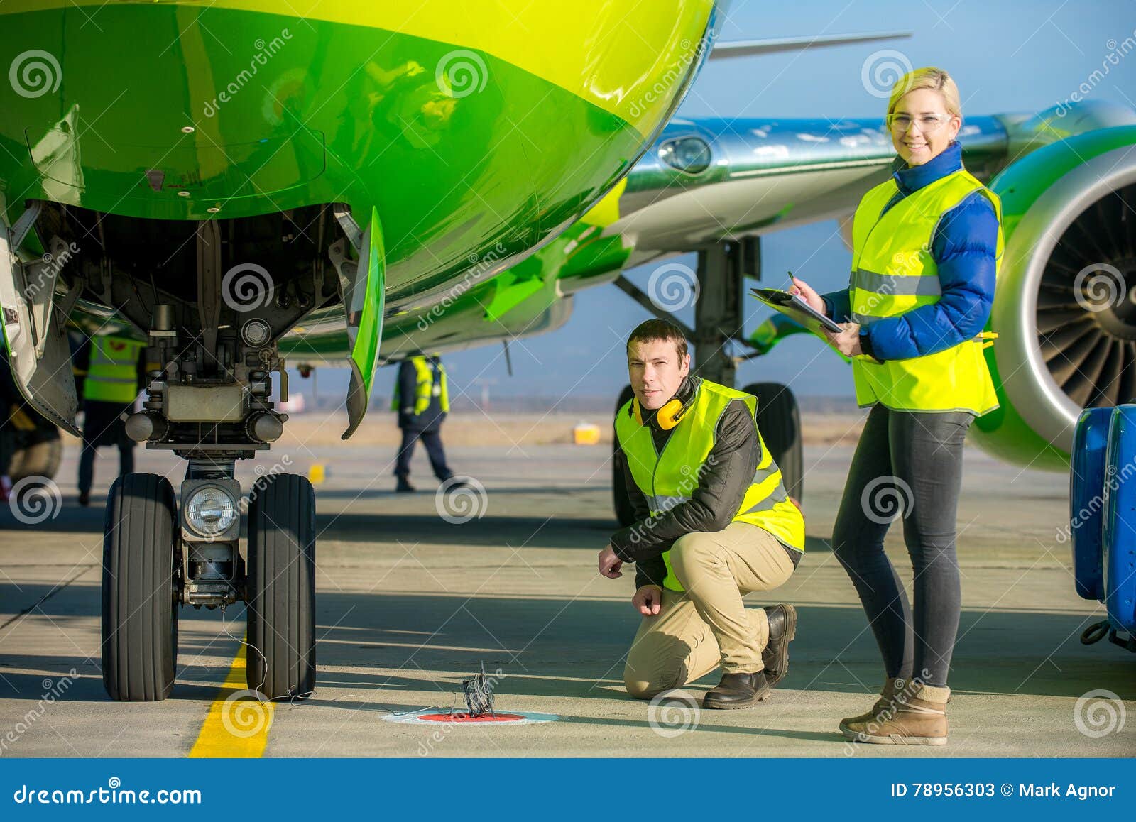 Airport Workers Handling Airplane Stock Image Image of machine