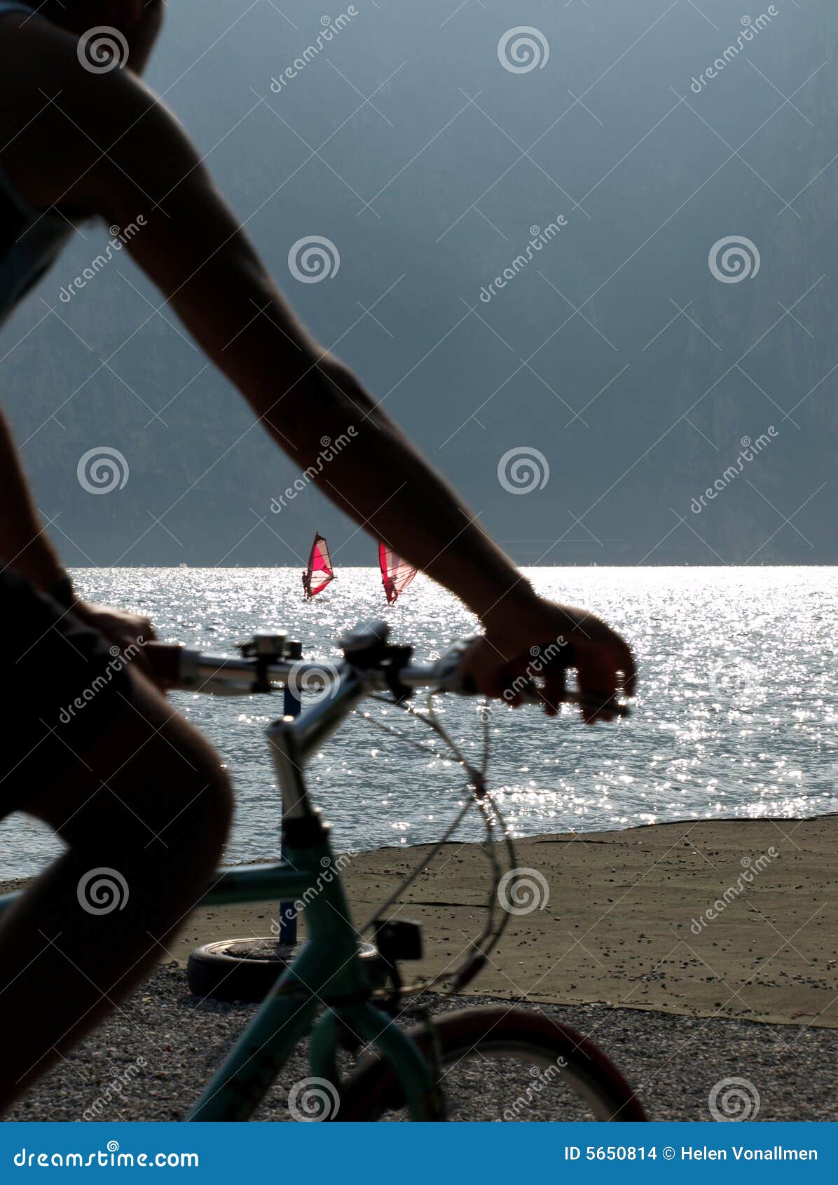 Ajardina a série - ciclo no lago do garda. Ciclo no lago do garda, silouette