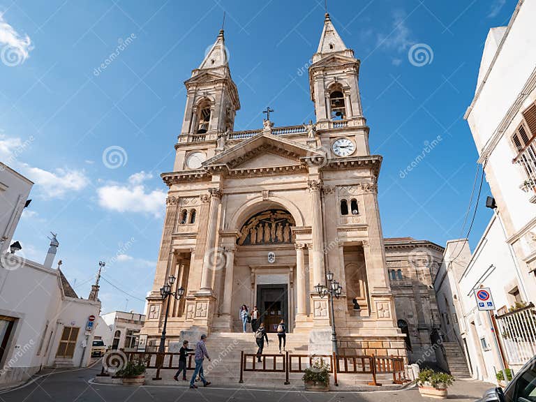 Santuario Dei Ss.medici Cosimo E Damiano Chiesa Madre Basilica Santuario SS Medici Cosma E Damiano Basilica of