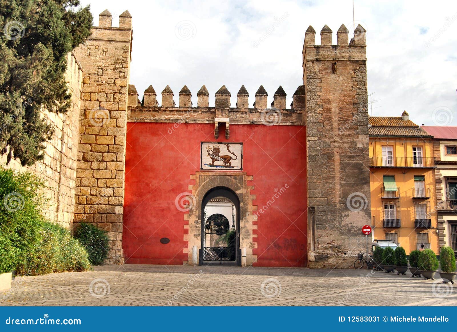 alcazar of seville