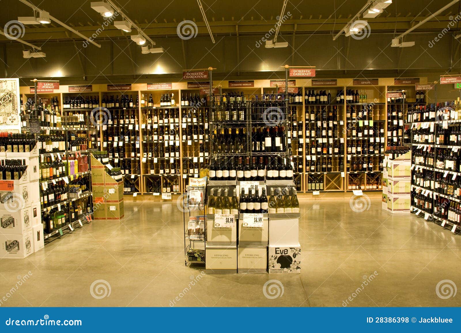 Alcohol store editorial stock photo. Image of liquor 28386398