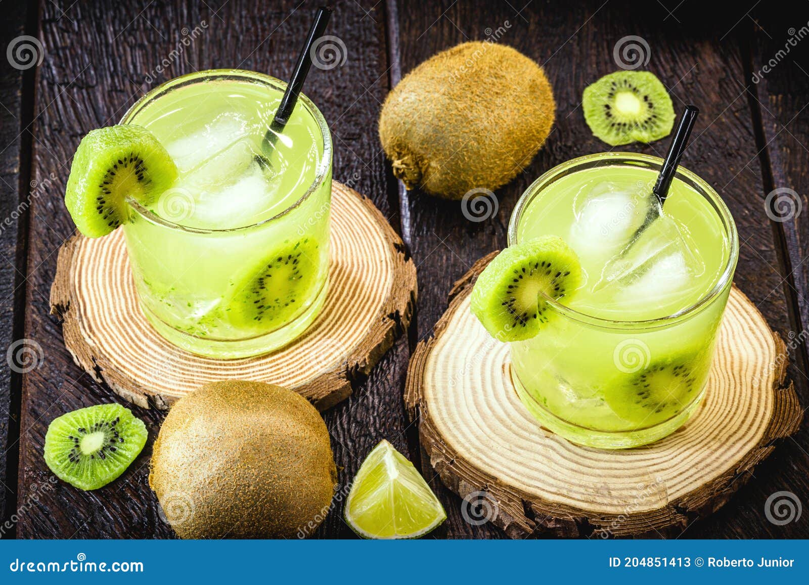 alcoholic drink based on kiwi and aguardente  cocktail based on distilled drink and fruits  called caipirinha in brazil and in