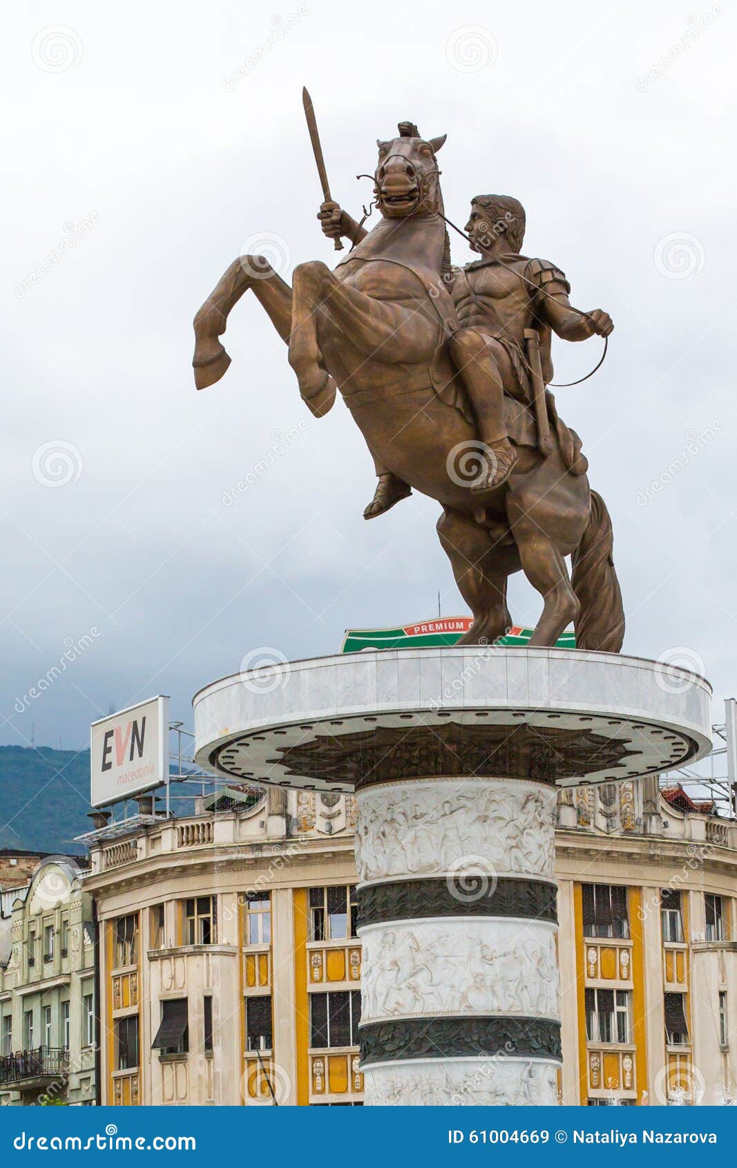 Alexander Der Grosse Statue Auf Des Hauptplatzes Stadtzentrum Herein Von Skopje Redaktionelles Stockbild Bild Von Statue Skopje
