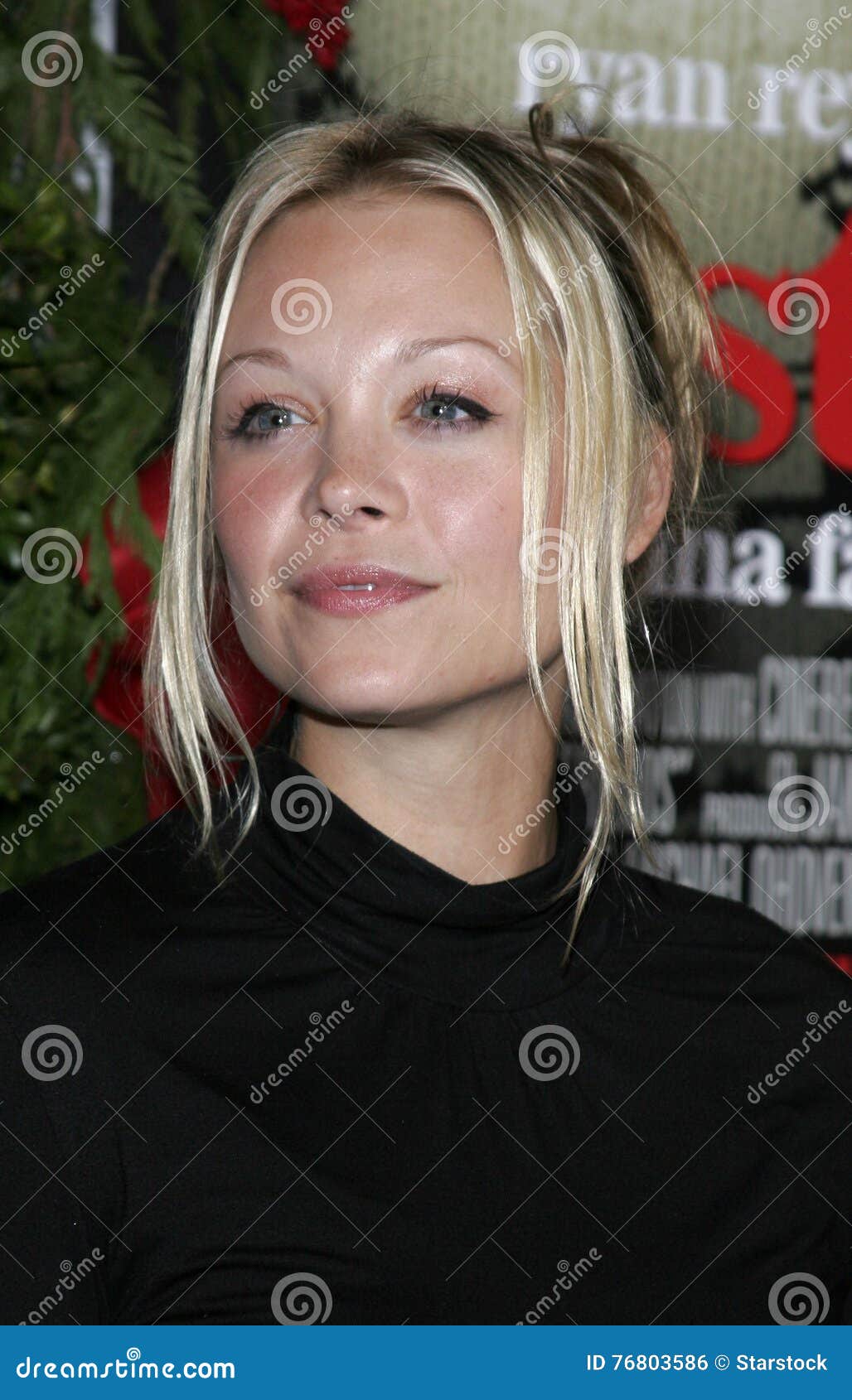 Alexandra Holden editorial photo. Image of artist, event - 76803586