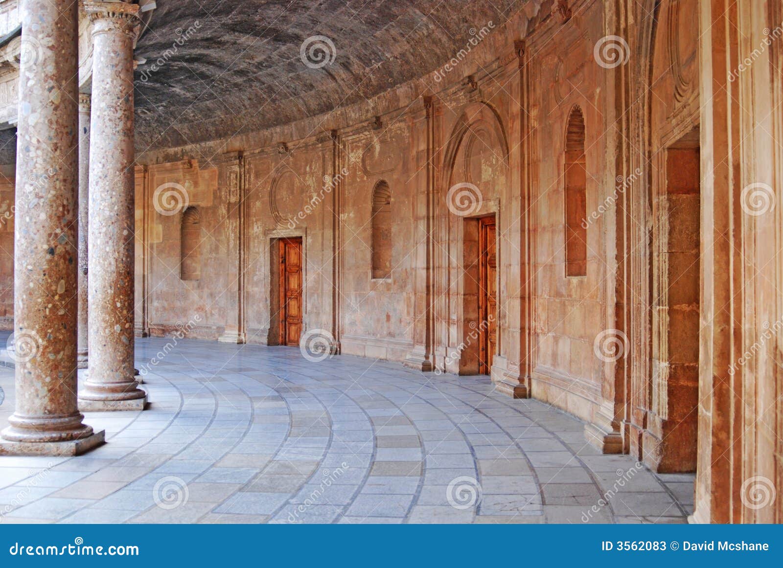 alhambra central courtyard 2