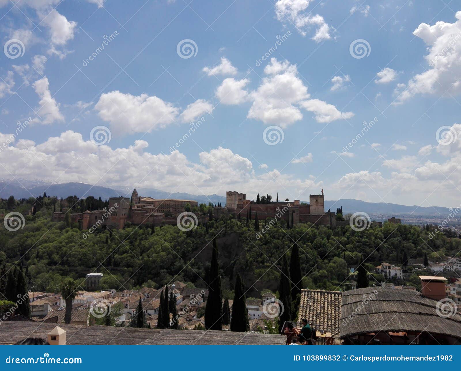 Alhambra Granada fotografía editorial. Imagen de alhambra - 103899832
