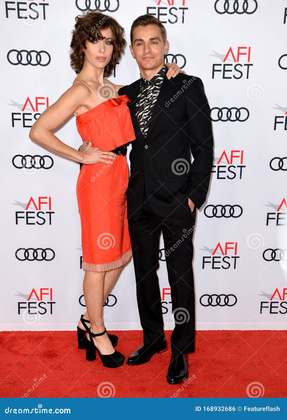 Alison Brie & Dave Franco fotografia editoriale. Immagine di modo ...