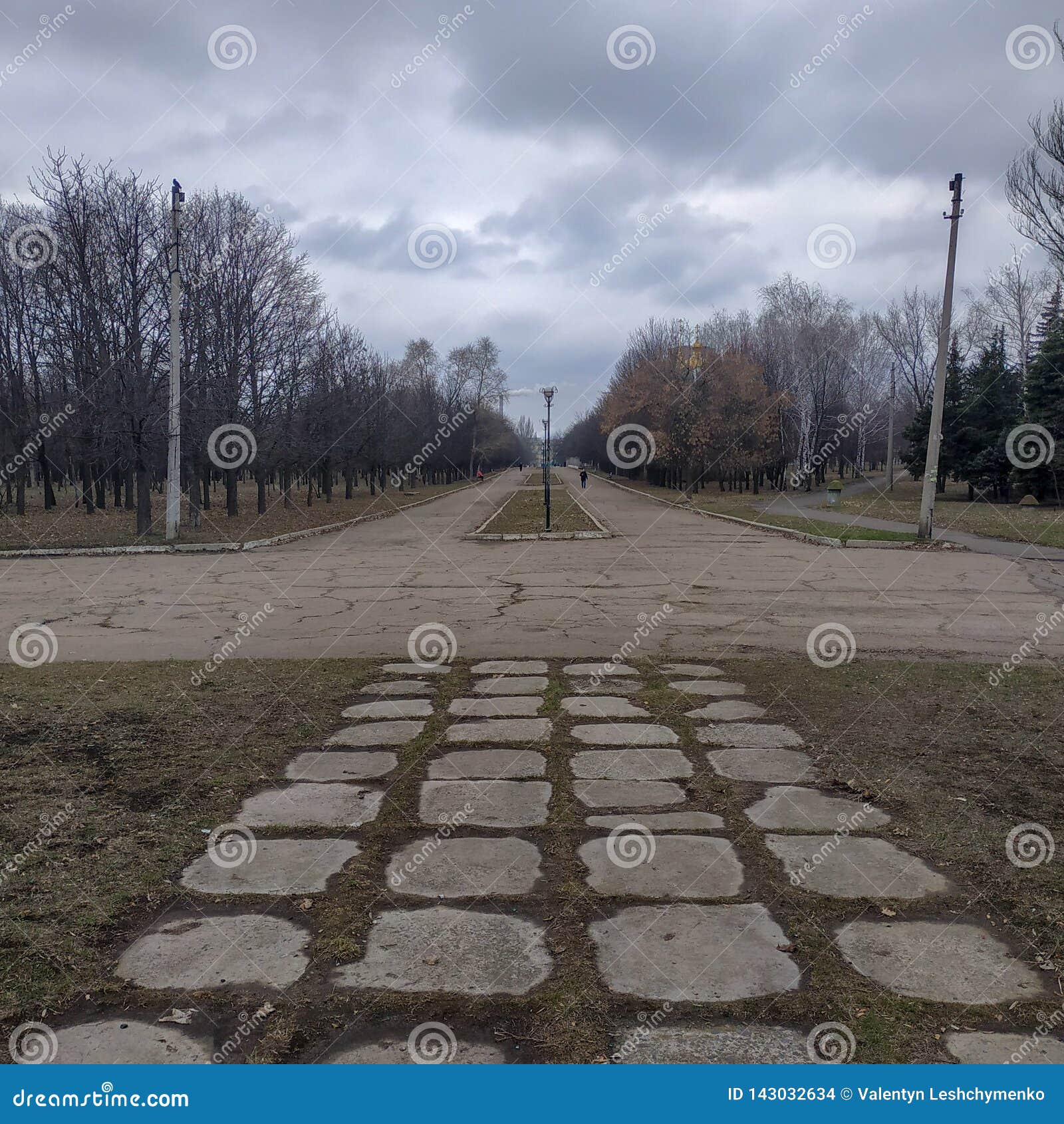 the alley in the jubilee park in the city of kramatorsk, ukraine