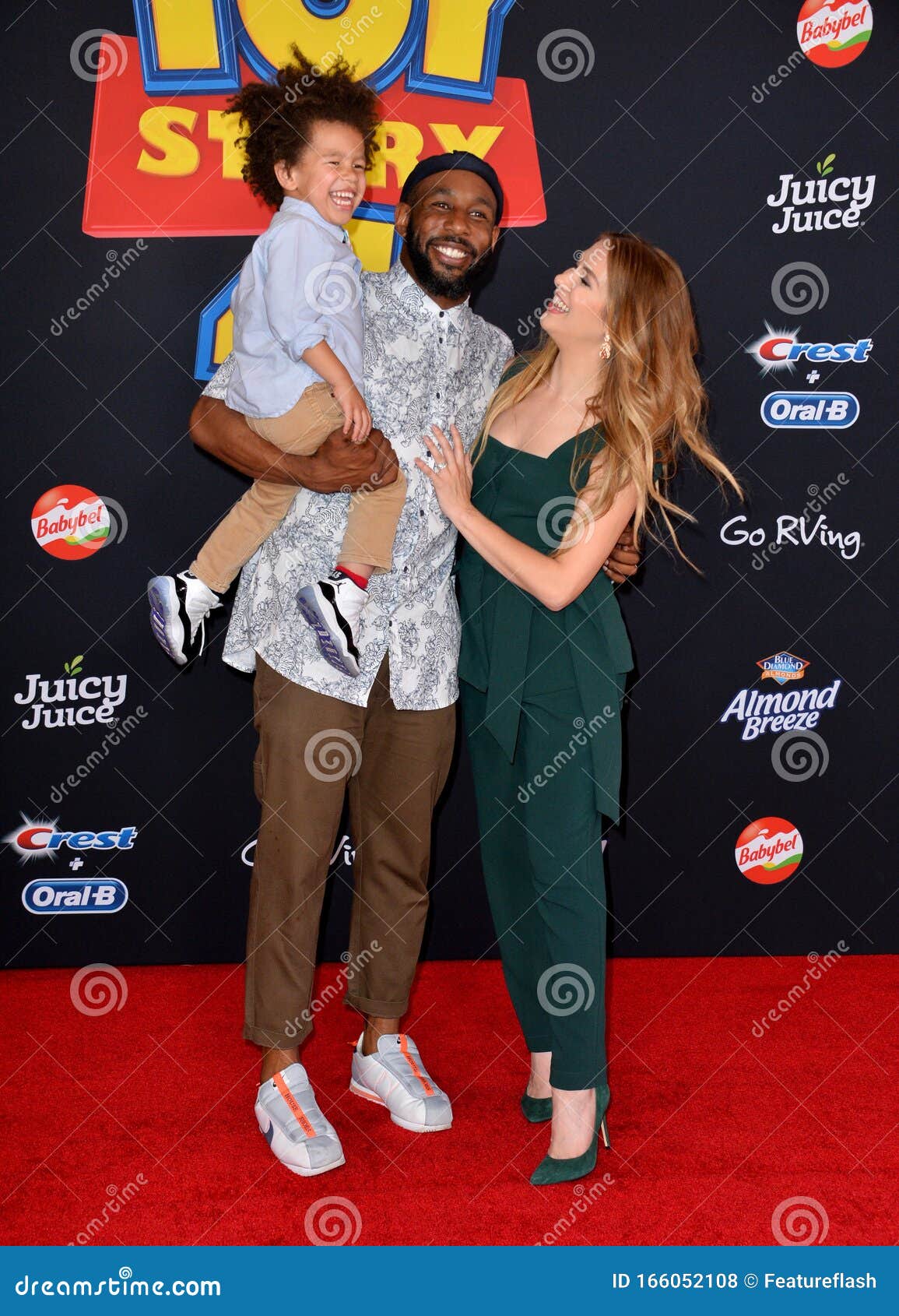 Allison Holker, Stephen Witch Boss Y Maddox Boss Foto de archivo