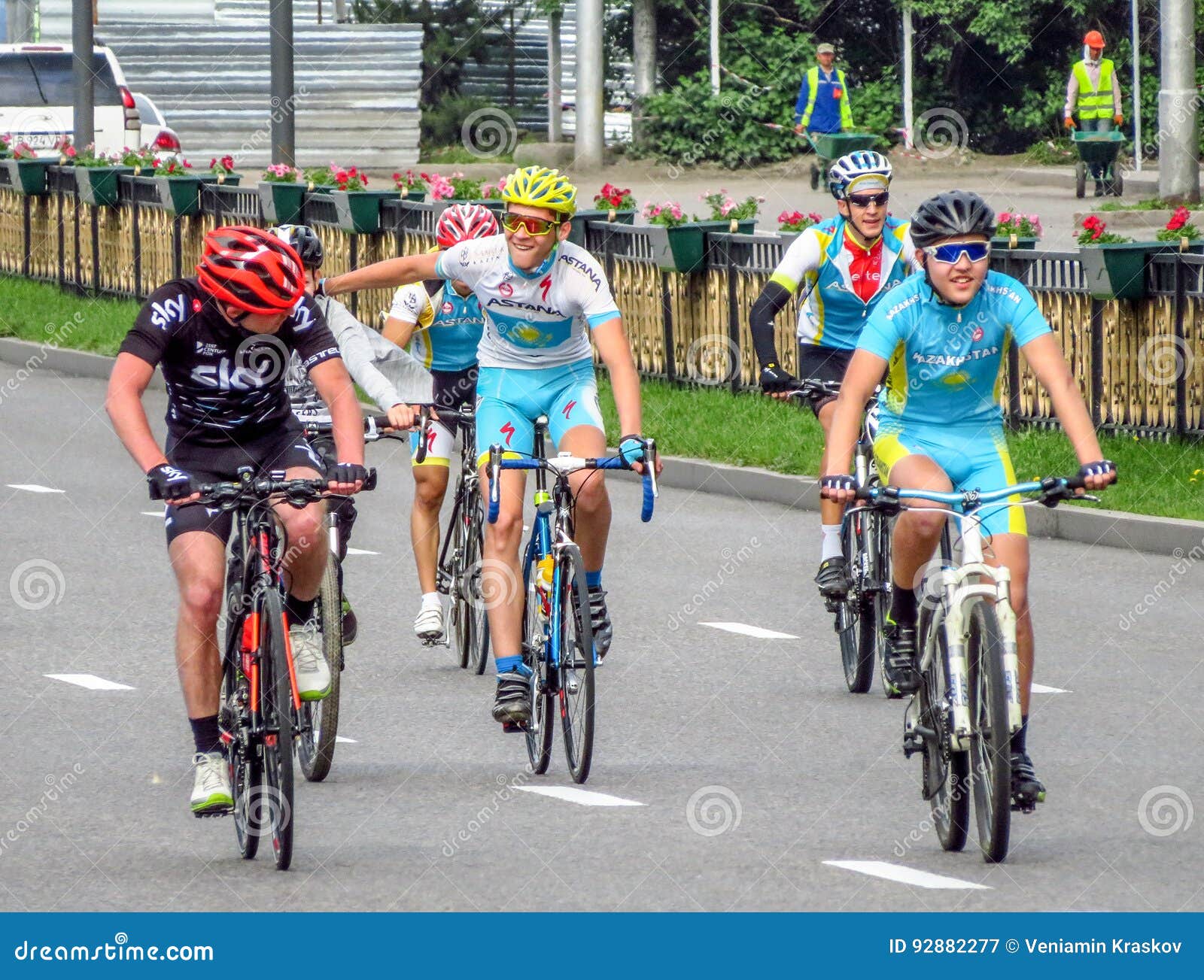 Alma Ata Het Cirkelen Marathon Redactionele Fotografie Image of