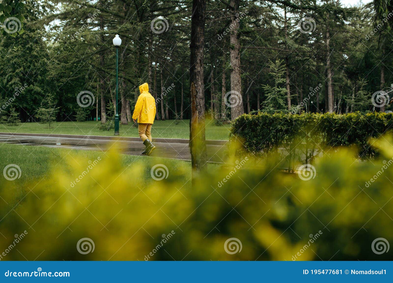 a man outside by litrouke