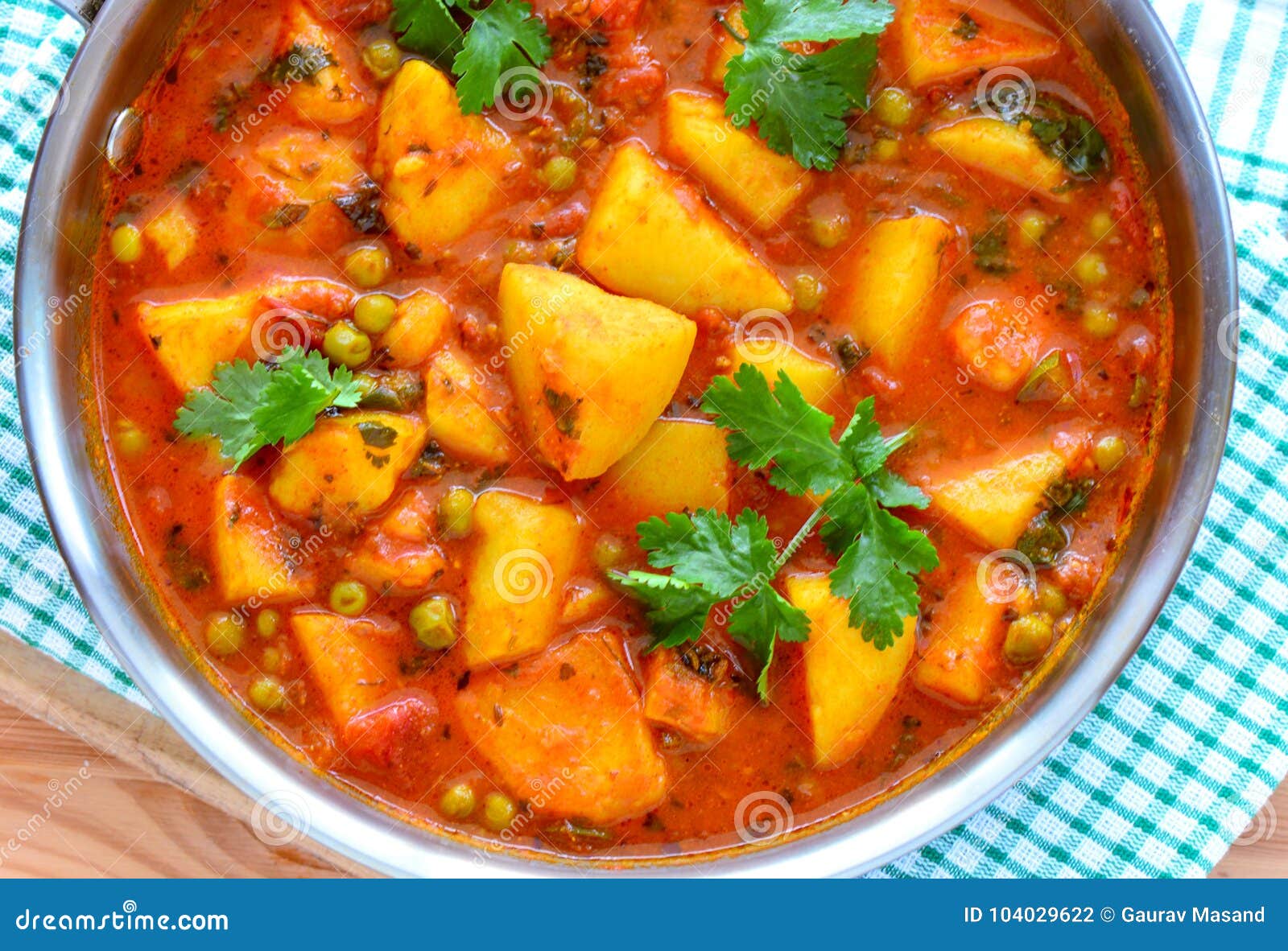 vegan indian curry- aloo matar