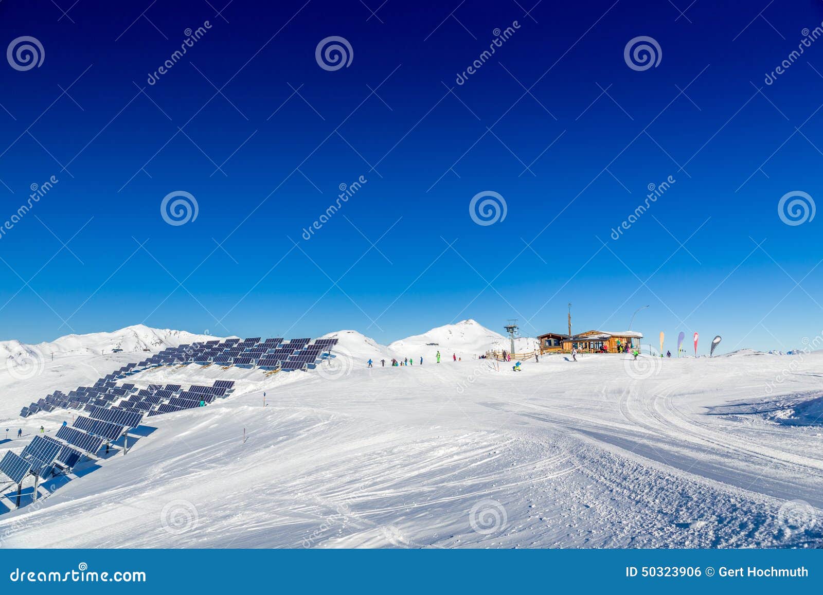 Alpi austriache. Inverno austriaco, alpi in Neukirchen e Bramberg vicino a Kitzbuehel, Wildkogel