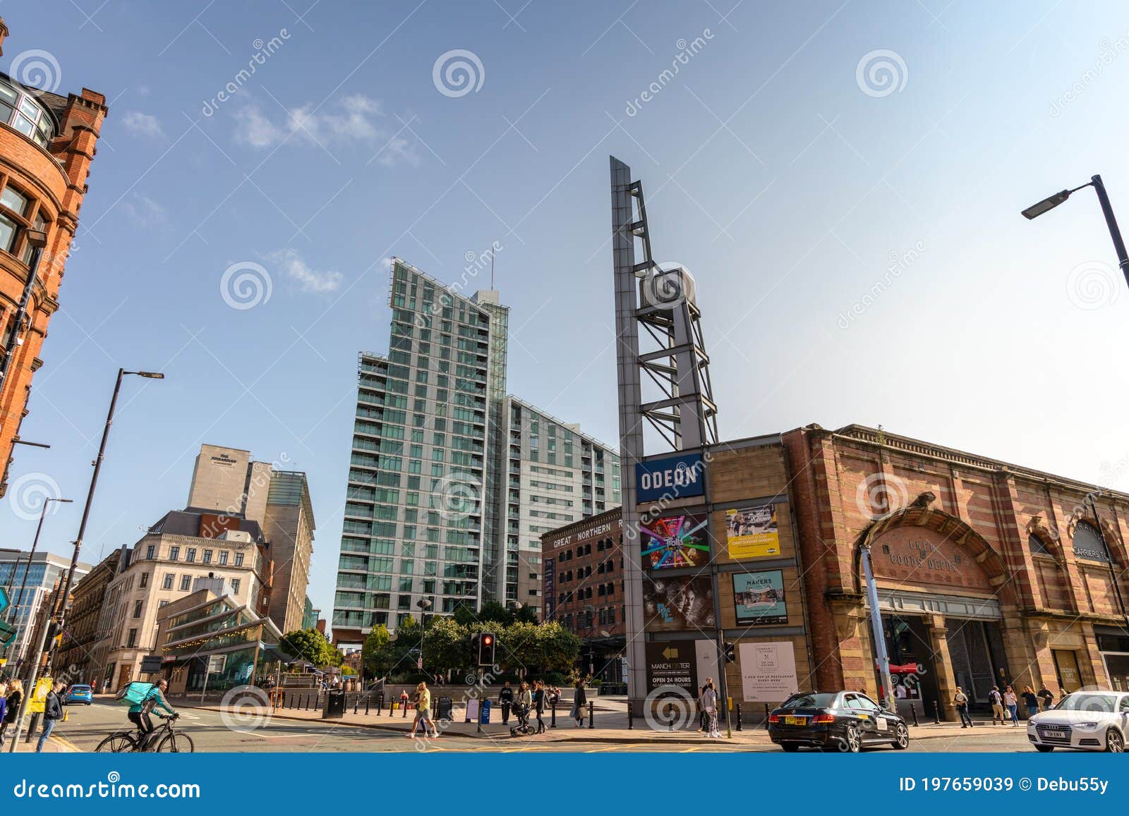 Manchester united abandoned jadon sancho's offer, costing €250 m. Manchester City Logo Alt - Alt Und Neubauten Von Deansgate In Manchester City Zentrum Redaktionelles Stockbild Bild Von Gebaude Stadt 197659039