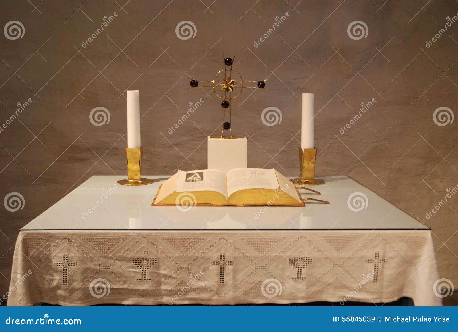 altar-da-simplicidade-55845039.jpg
