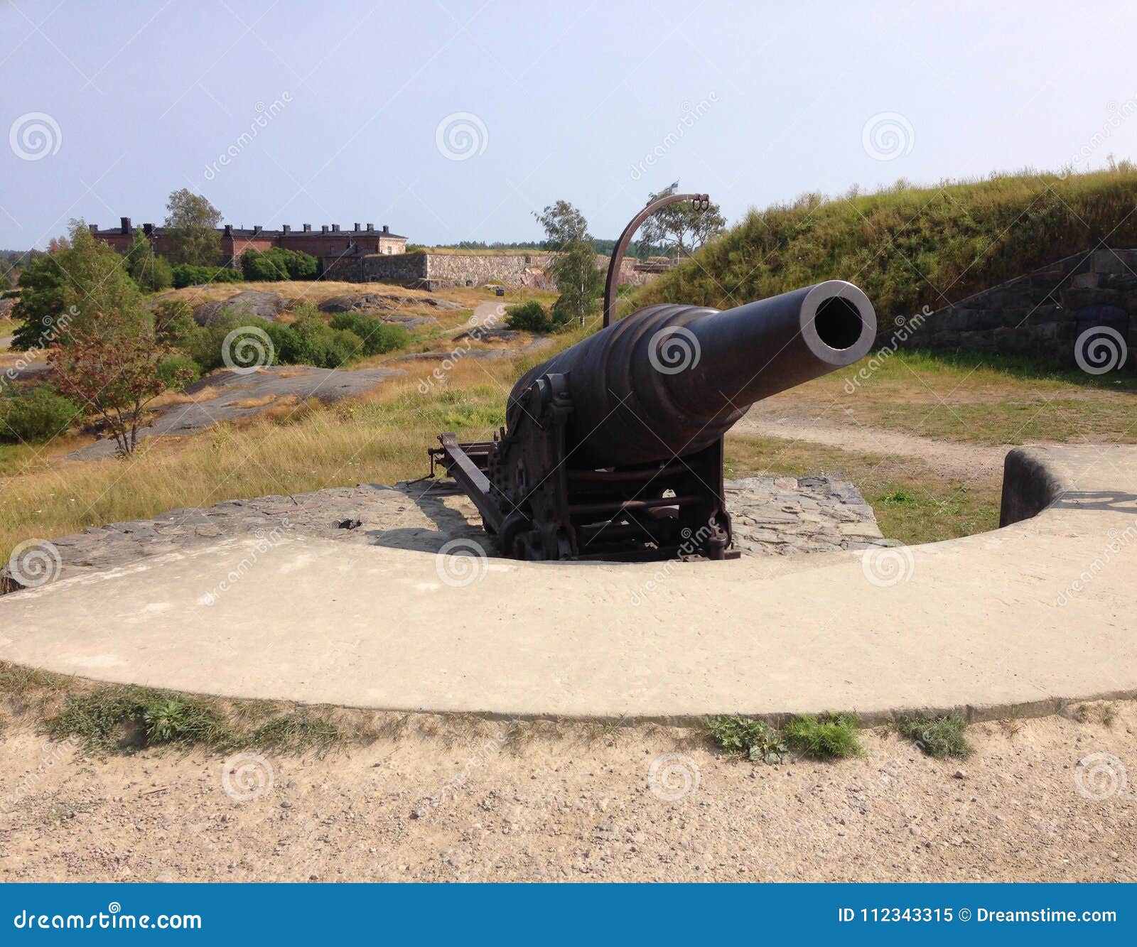 Alte historische Verteidigungskanone in Suomenlinna, Finnland. Alte historische Verteidigungskanone in Suomenlinna, Sveaborg Historische Militärartillerie