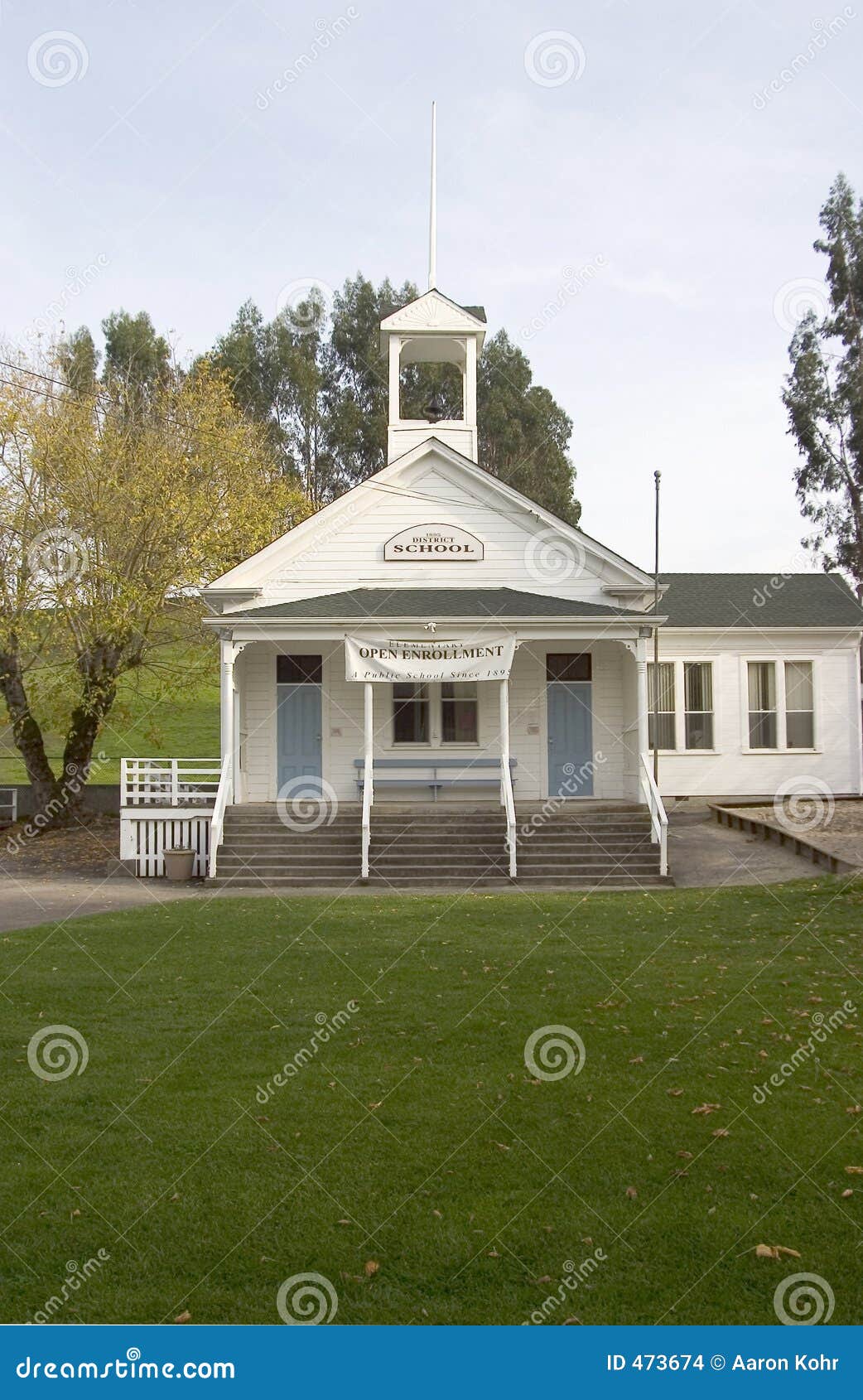 Alte Schule Haus Stockfoto Bild Von Land Haus Umgearbeitet 473674