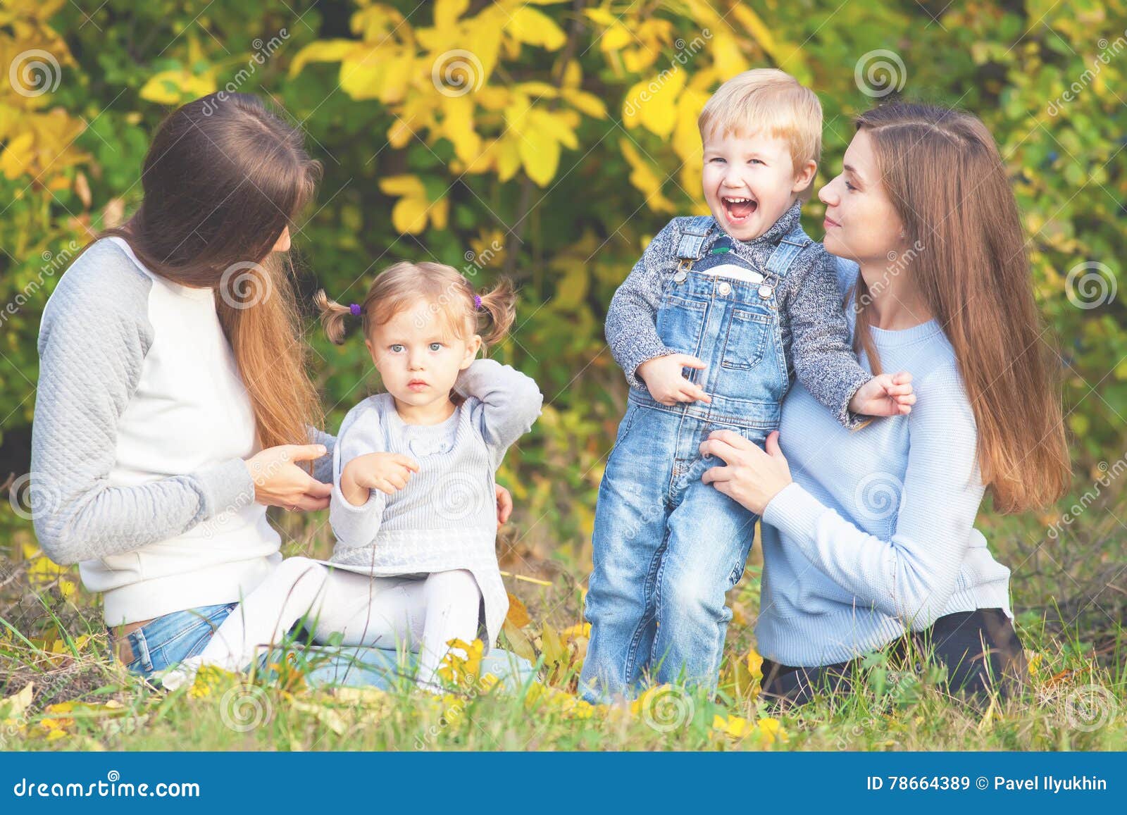 Lesbian Mom And Daughters