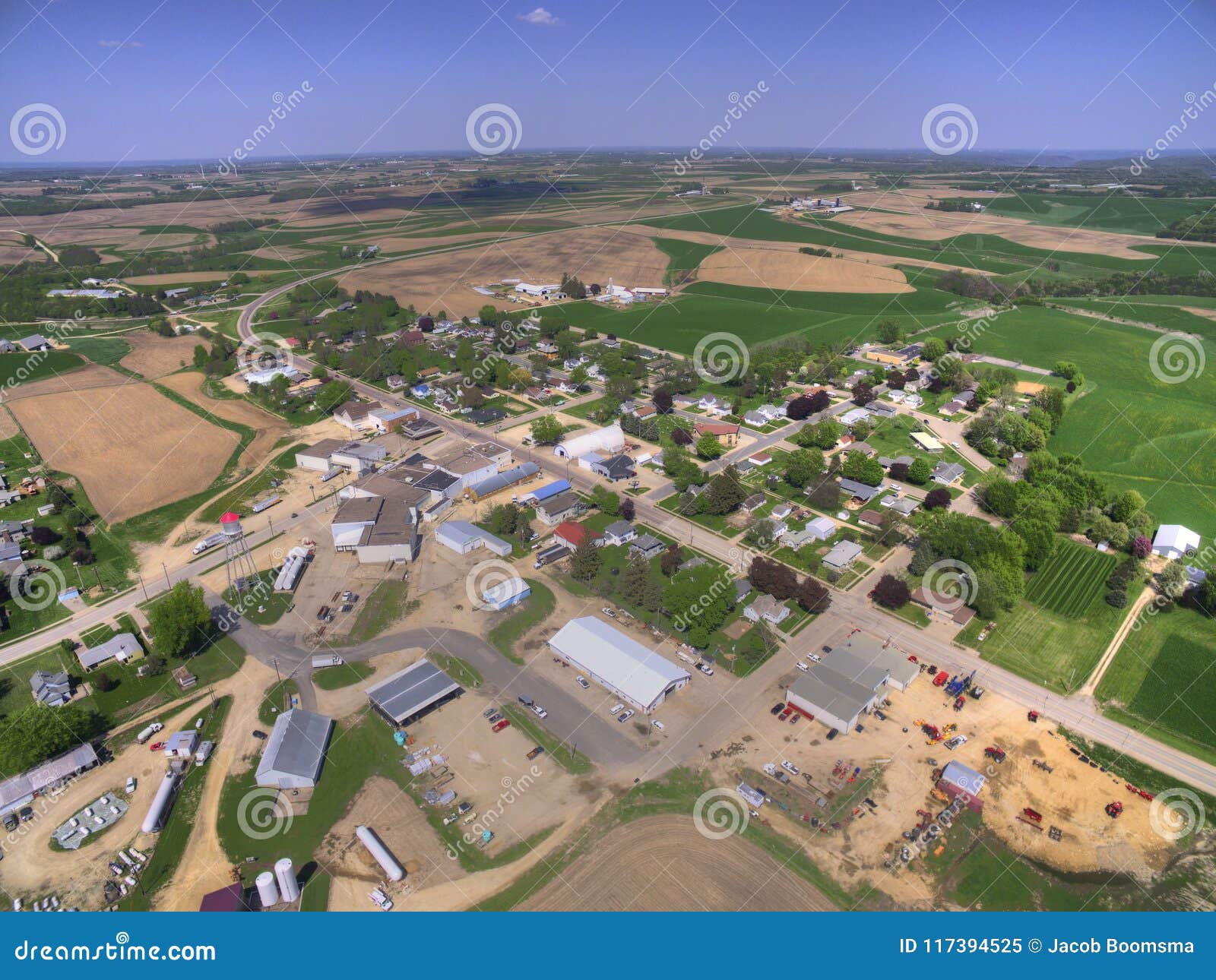 altura is a small farming community in far south east minnesota