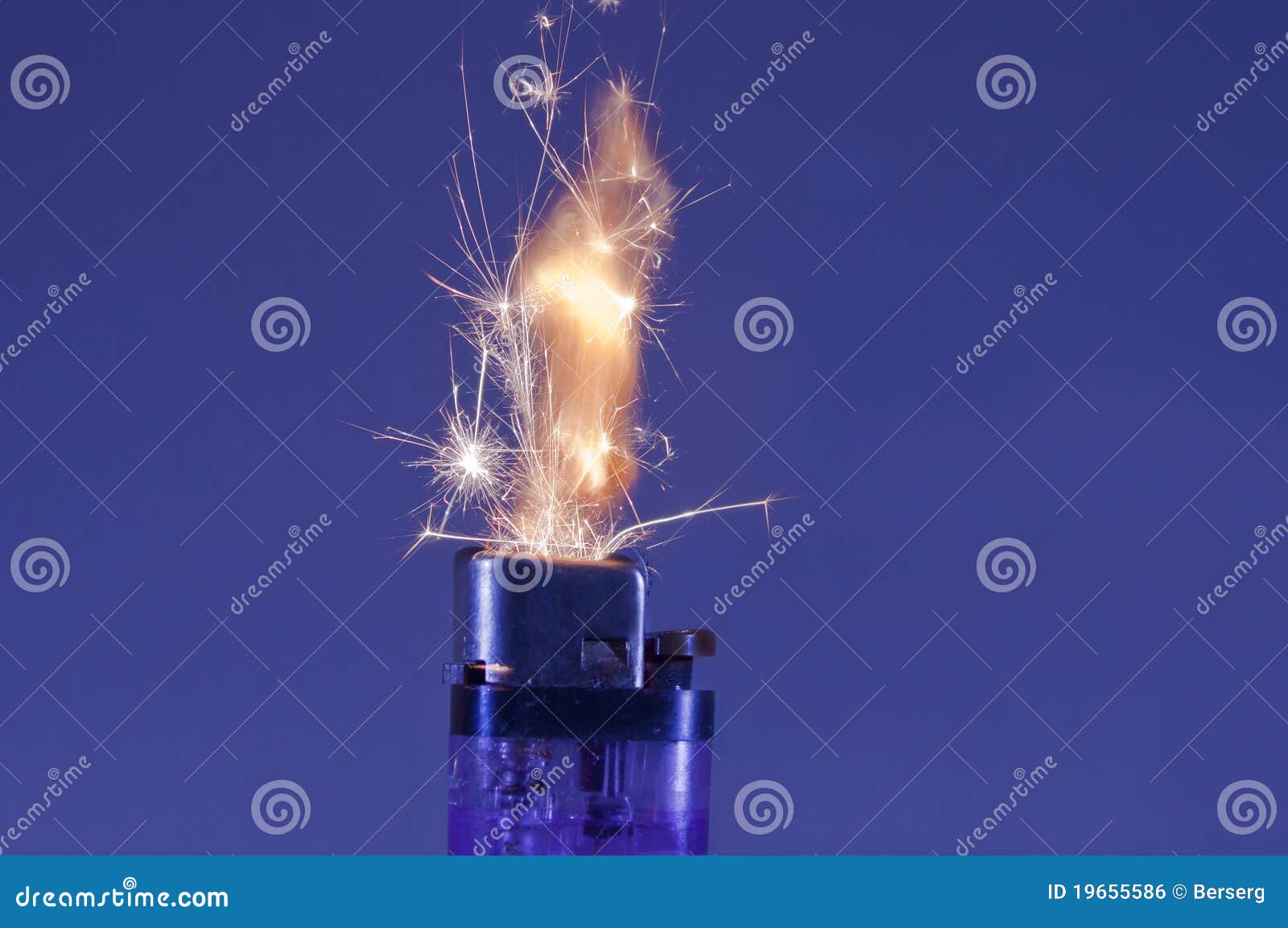 Alumbrador de la chispa. foto de archivo. Imagen de aislante 19655586