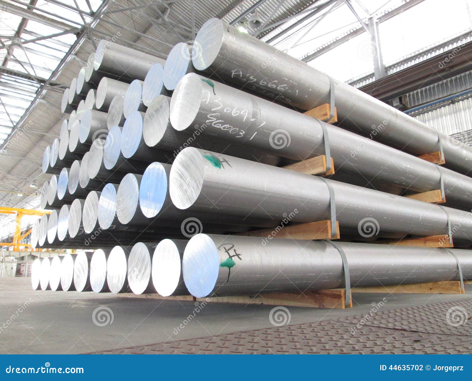 aluminum cylinders