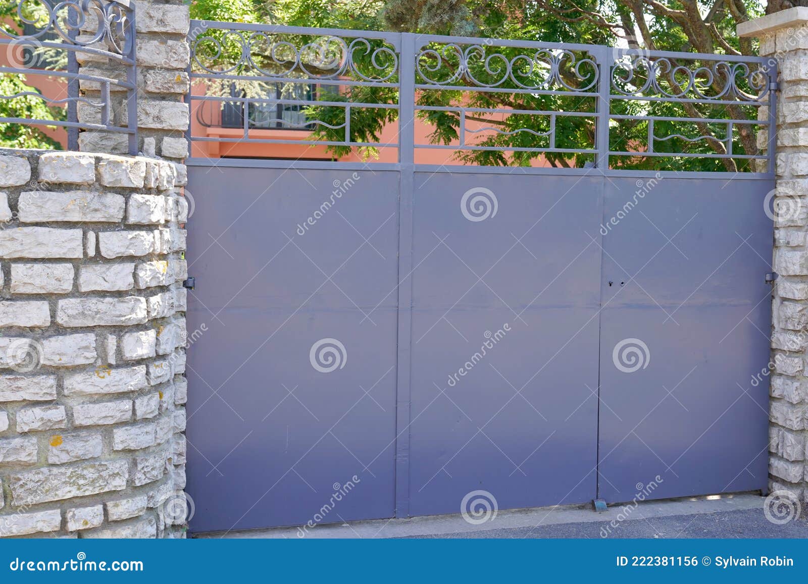 Aluminum High Steel Gray Paint Metal Gate House Portal of Suburb ...