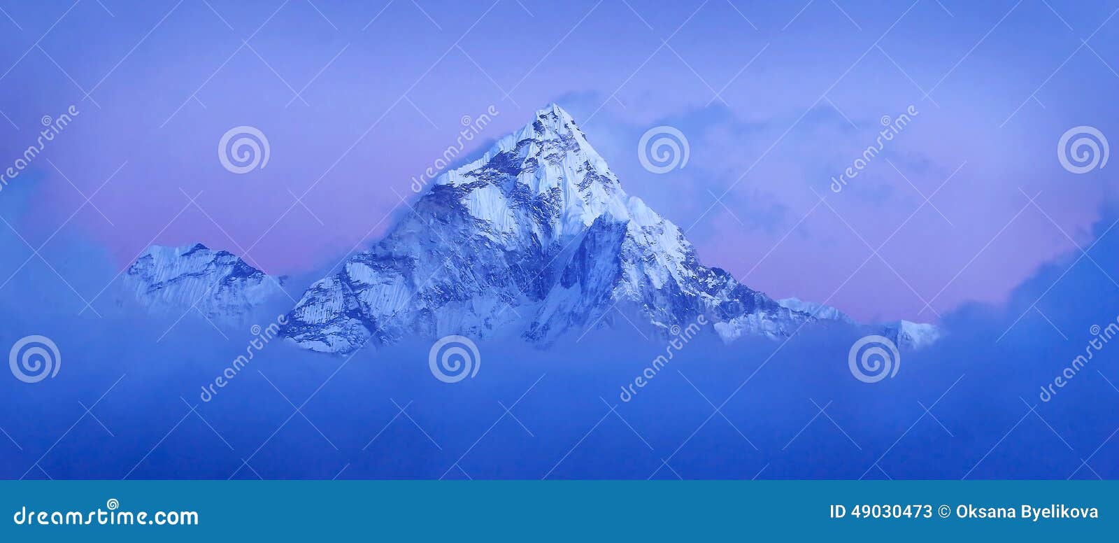 ama dablam massif , nepal himalayas