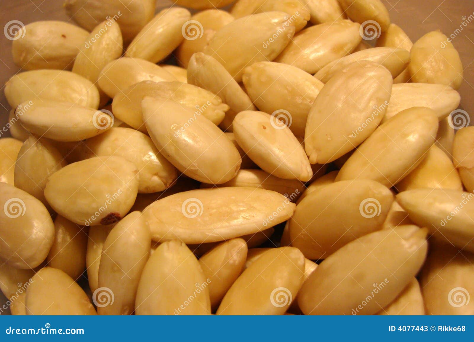 Amandes dans une fin vers le haut