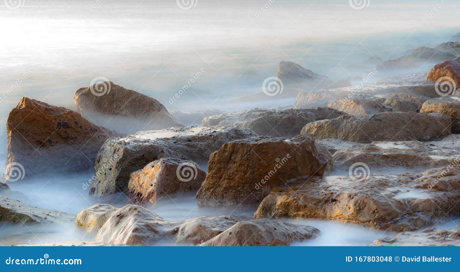 amanecer en el  mar