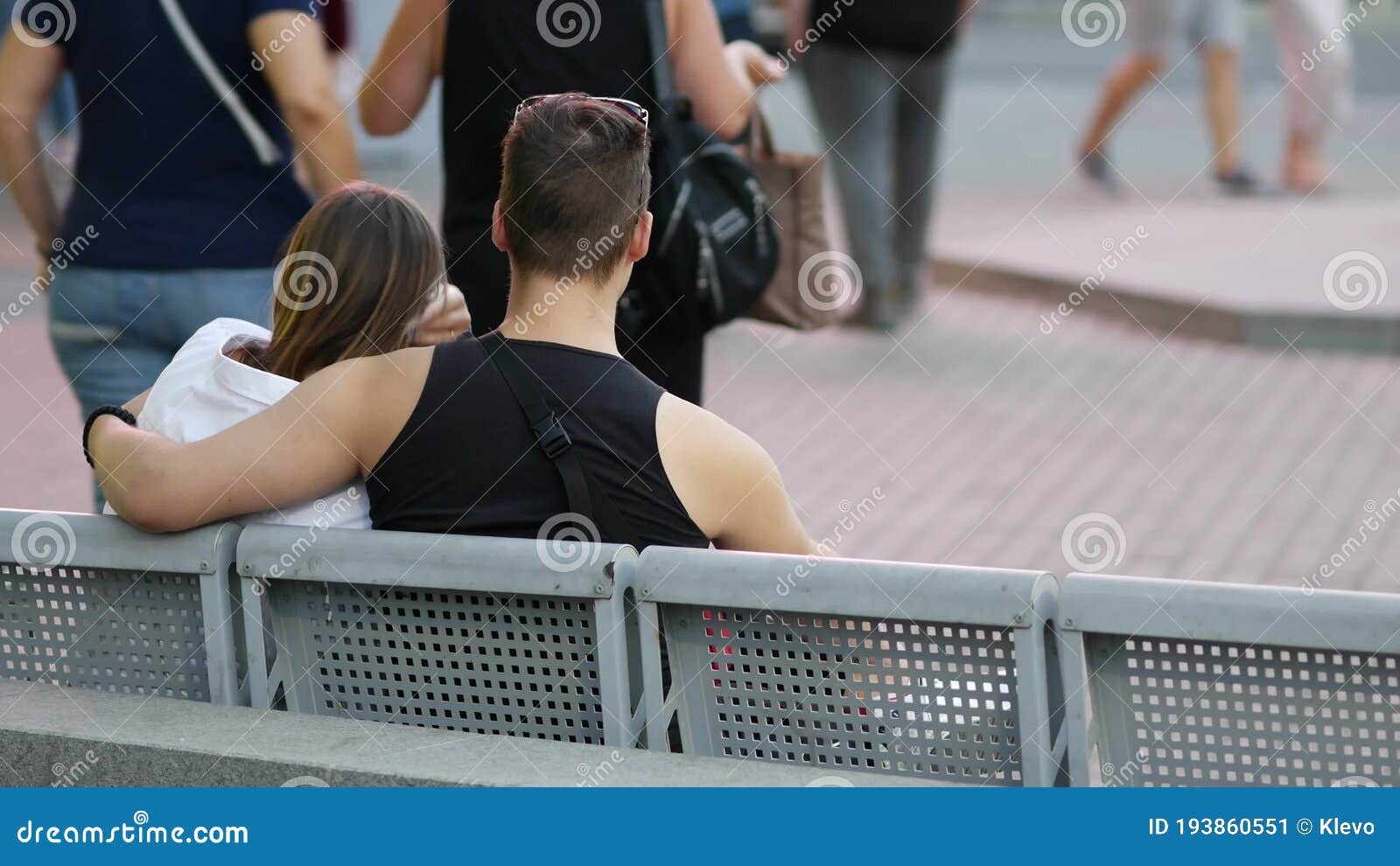 Garoto e Garota Mangá-casal-beijo-se beijando