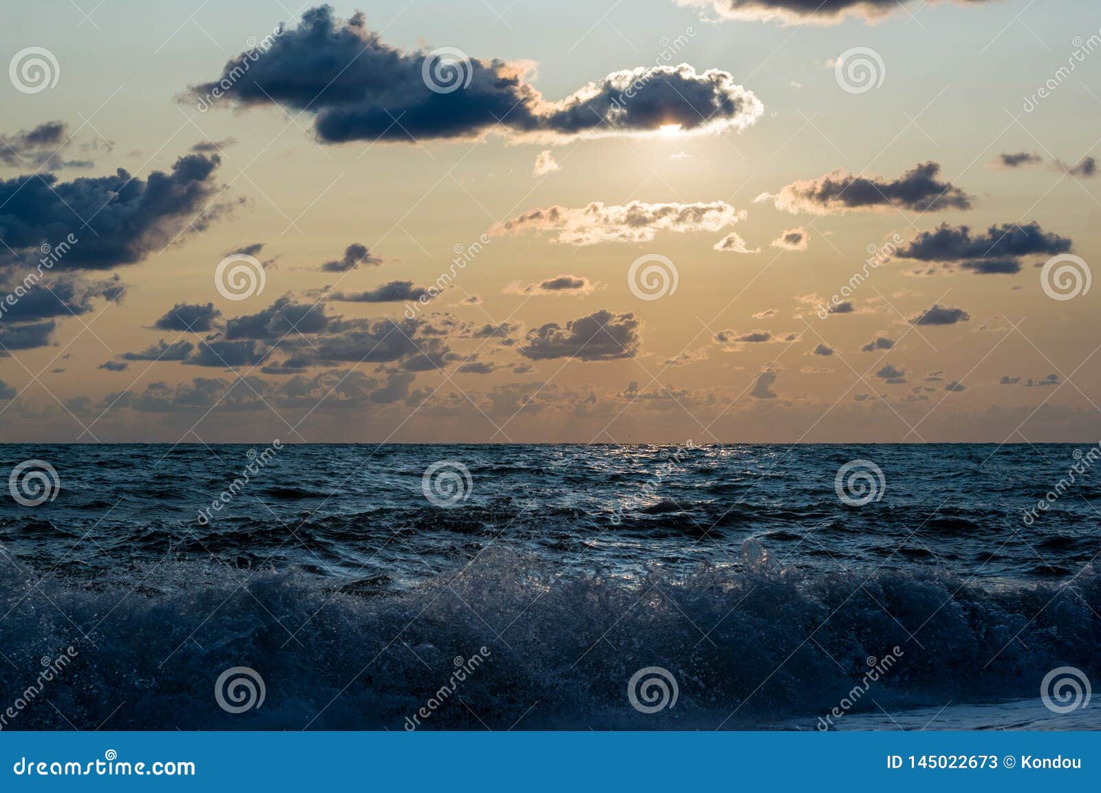 Amazing Sea Sunset The Sun Waves Clouds Stock Image Image Of Coast