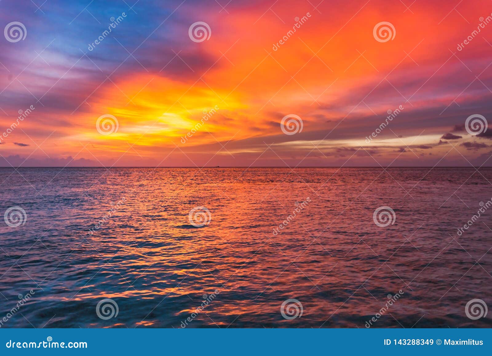 Amazing Sunset Over The Ocean Colorful Reflection In The Water Stock