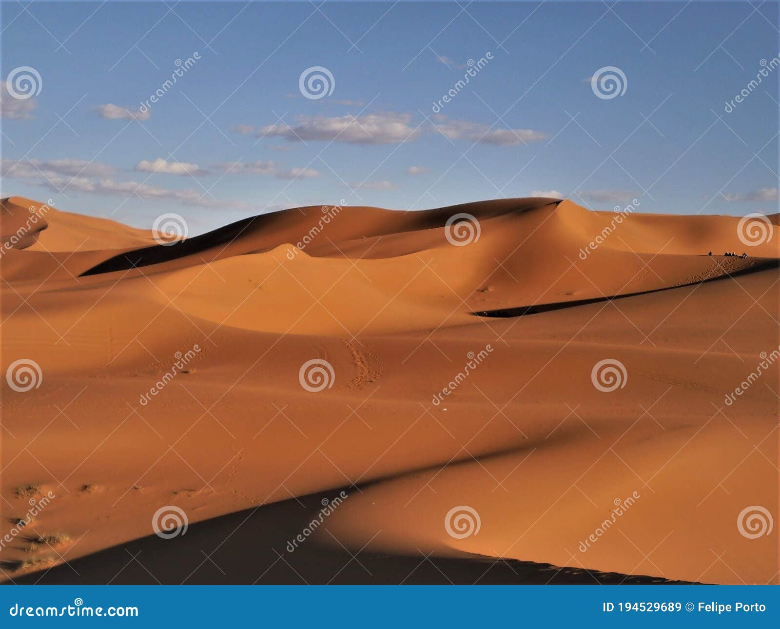 amazing view of dunes of sahara desert morocco