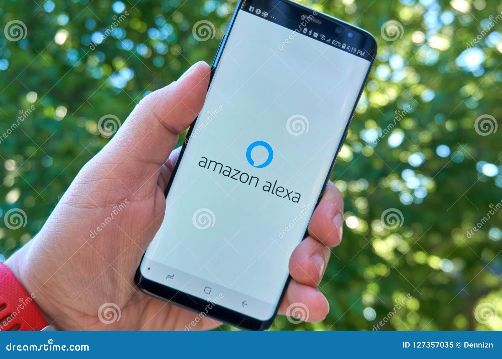 Amazon Alexa Mobile App Samsung S8. Editorial Image - Image icon, android: 127357035