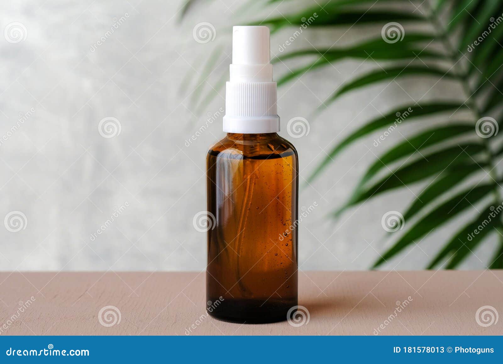 Download 6 311 Spray Bottle Mockup Photos Free Royalty Free Stock Photos From Dreamstime