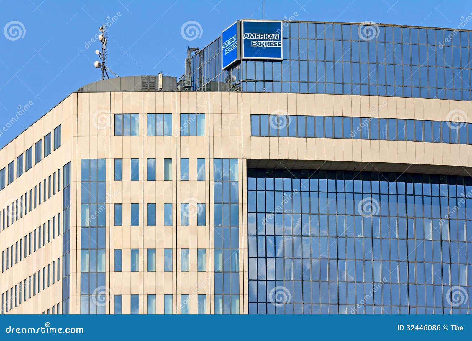 American Express Company Building Editorial Photo - Image of commercial,  advertising: 32446086