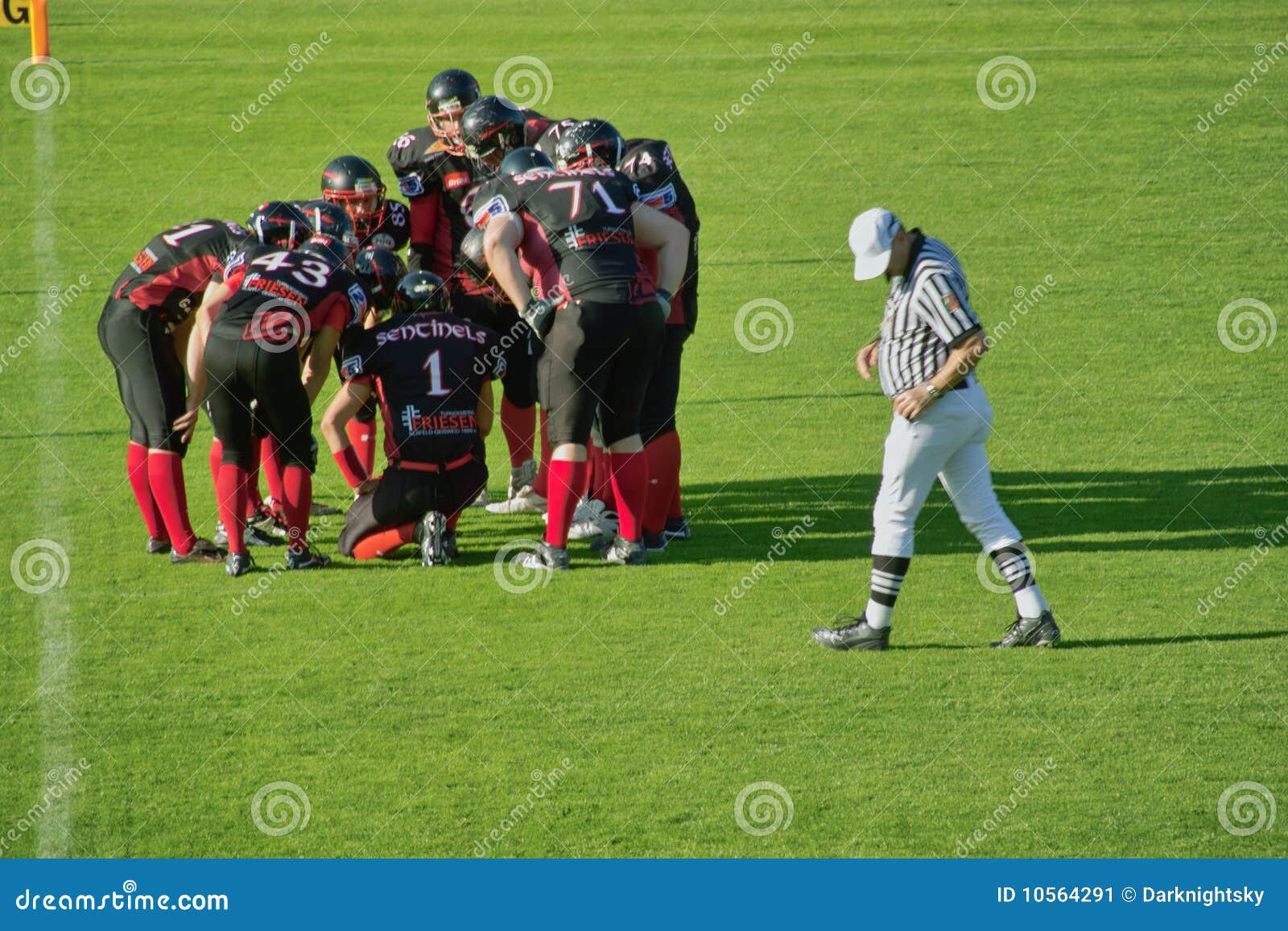 American Football editorial photo. Image of range, male 10564291
