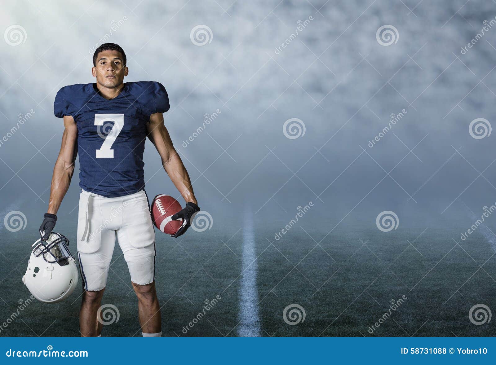 2,700+ Football Player Back Stock Photos, Pictures & Royalty-Free