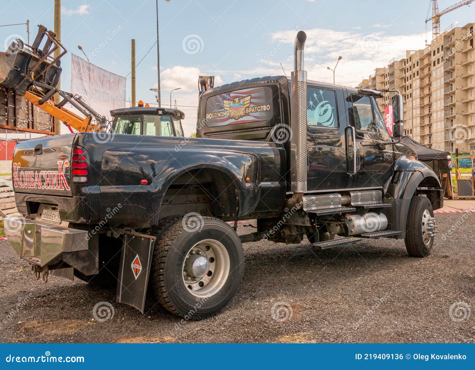 international cxt pickup truck