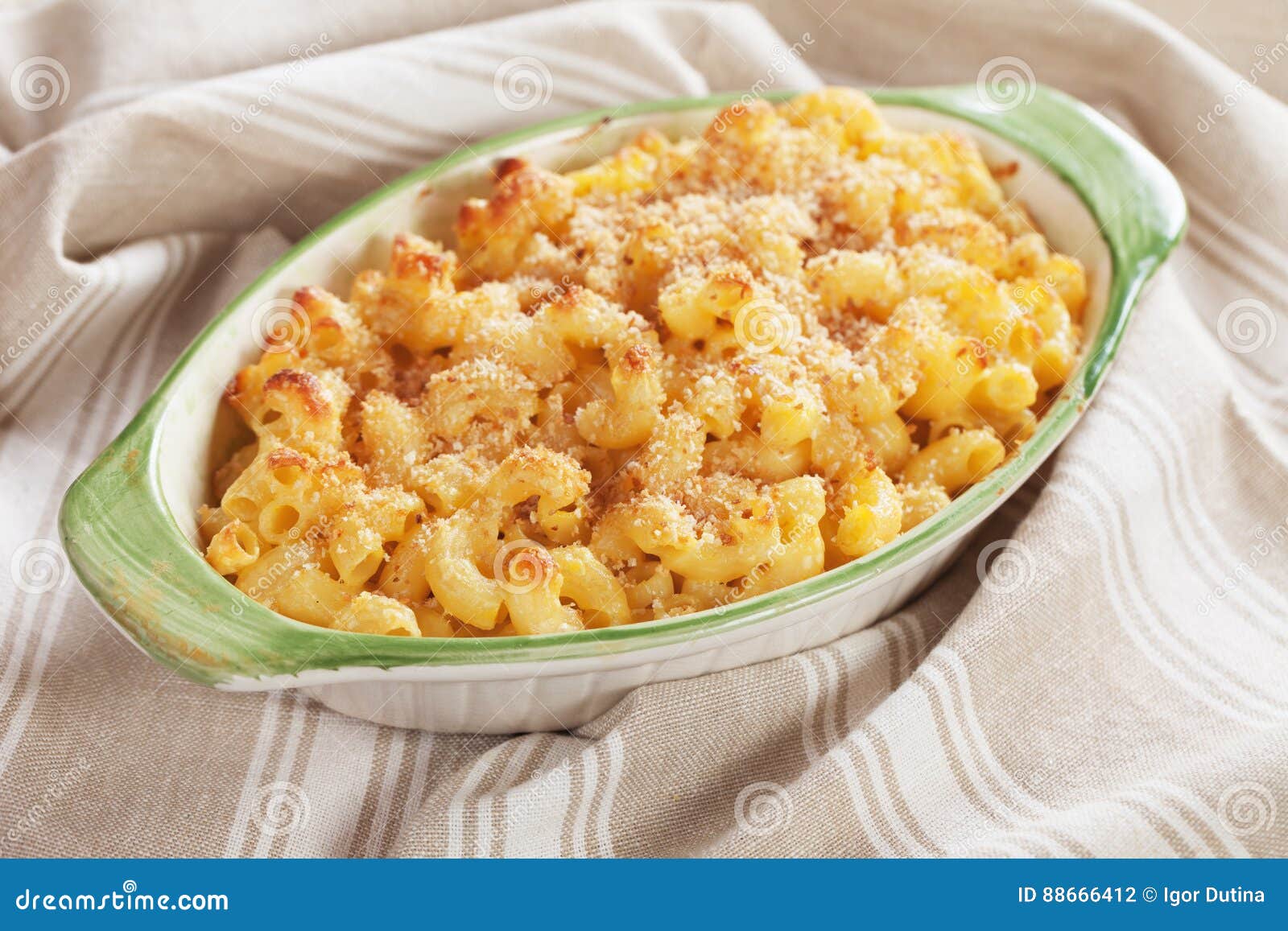 american mac and cheese pasta