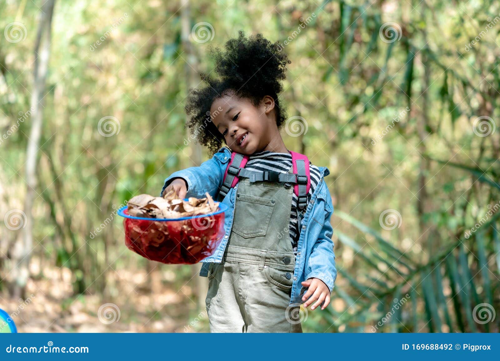 mixed girls  playing