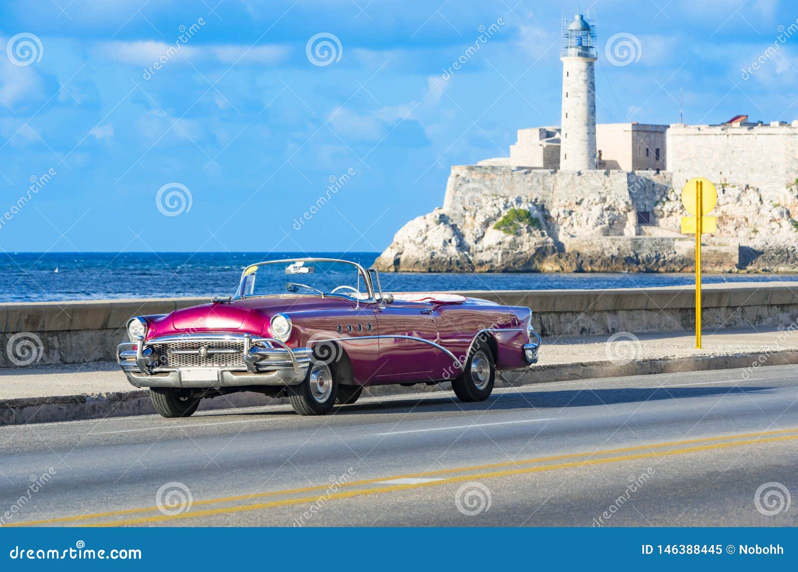 El Morro on a sunny day, Havana, Cuba - Castillo de los Tre…