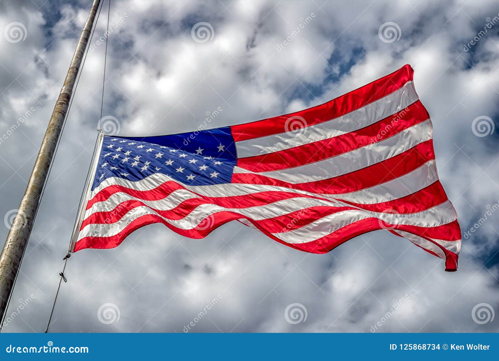 Flagge am halbmastbild