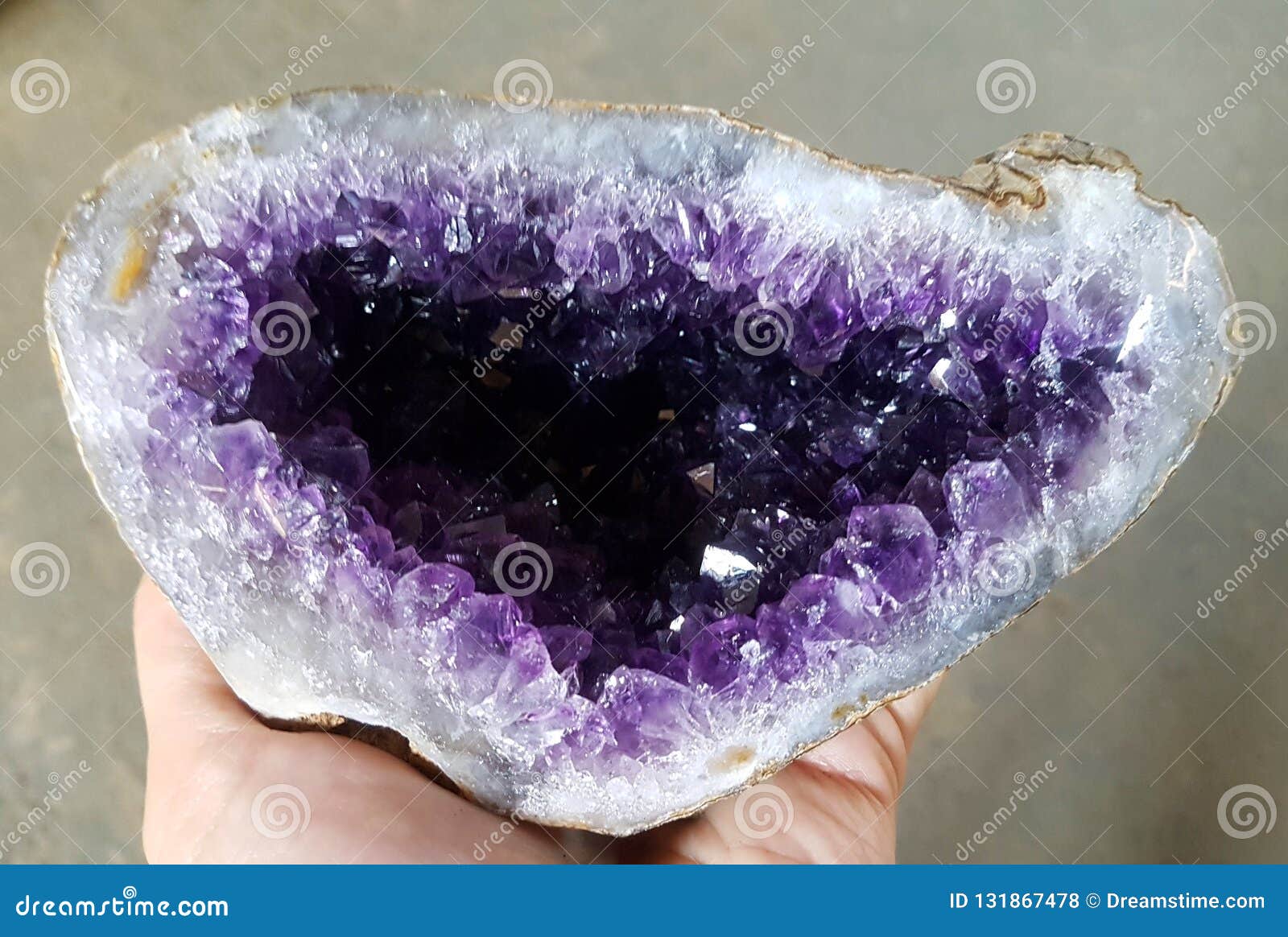 12,725 Amethyst Nature Free & Stock from Dreamstime