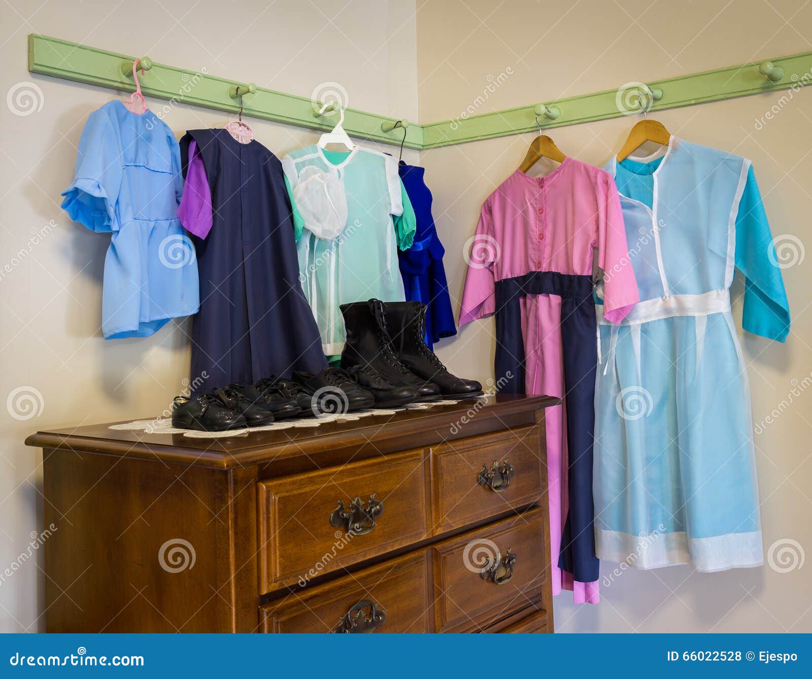 Amish Clothes And Shoes Stock Photo Image Of Lancaster 66022528