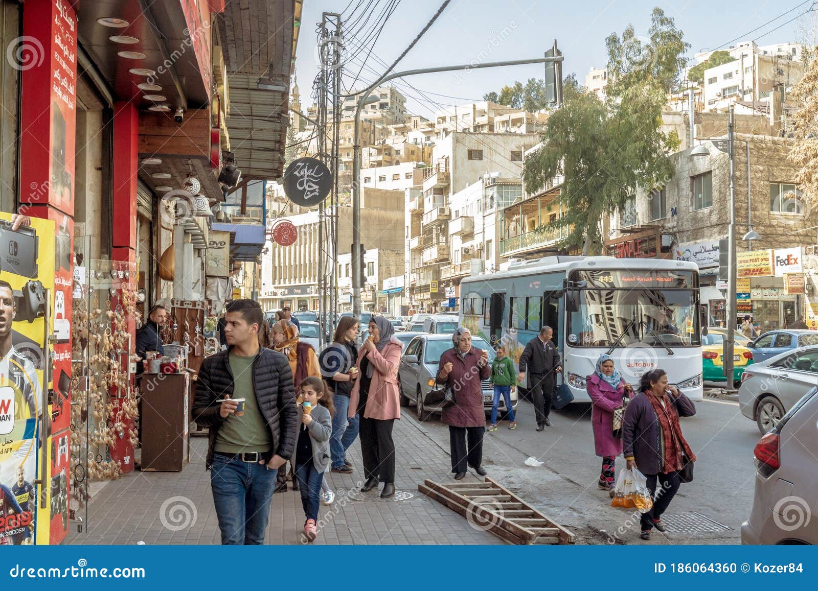 Awakening bifald firkant Streets of Amman, Jordan editorial image. Image of building - 186064360