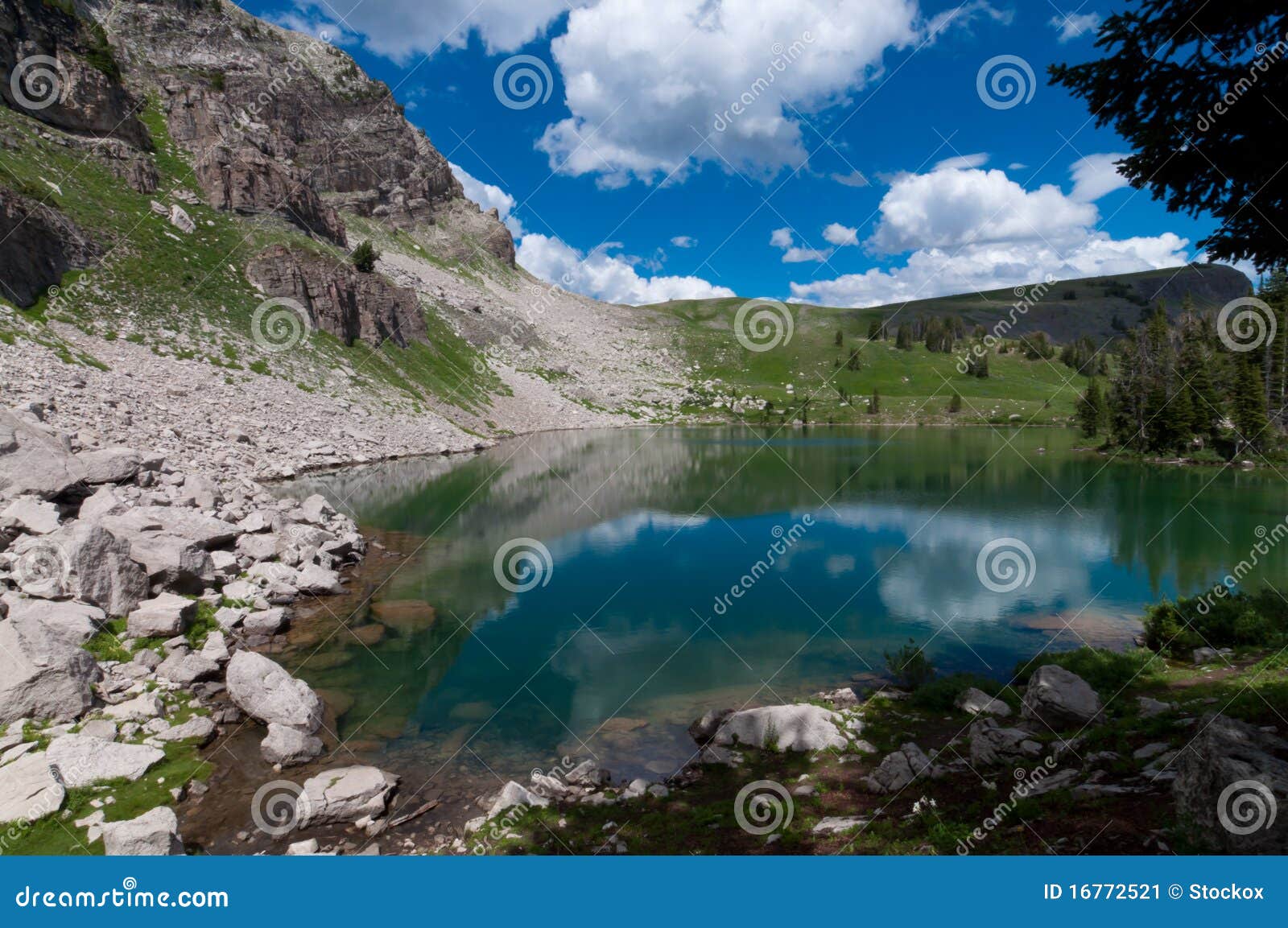 amphitheater lake at grand teton